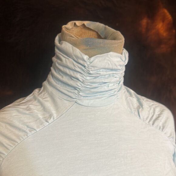 LIJA shirt S (1700) NWT - Picture 2 of 10